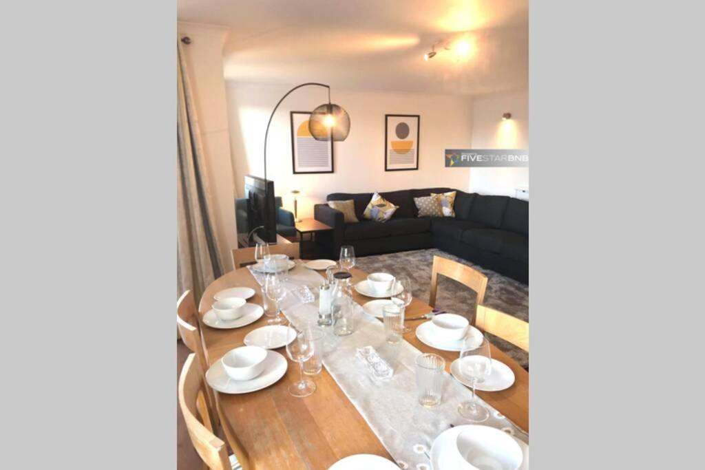 爱丁堡Waterfront Living In Leith With Free Parking!公寓 外观 照片