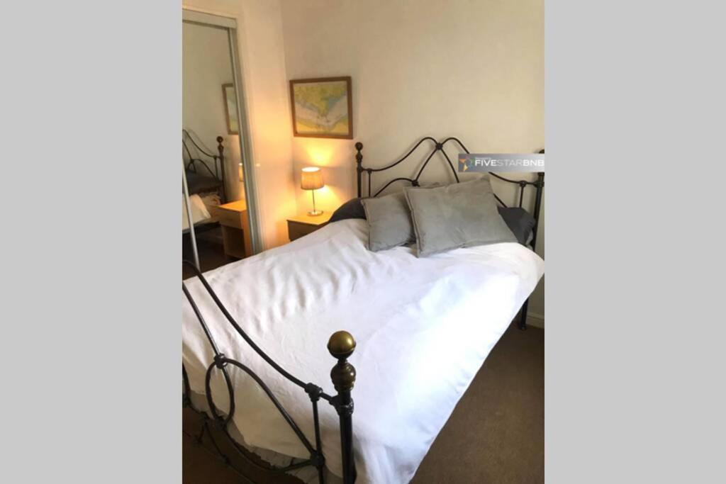 爱丁堡Waterfront Living In Leith With Free Parking!公寓 外观 照片